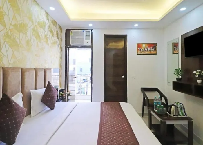 Hotel Vijaydeep Place Near Delhi Airport New Delhi